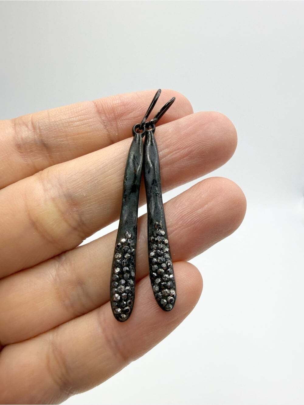 Vintage Black Rhinestone Long Dangle Earrings – Oxidized Metal Drop